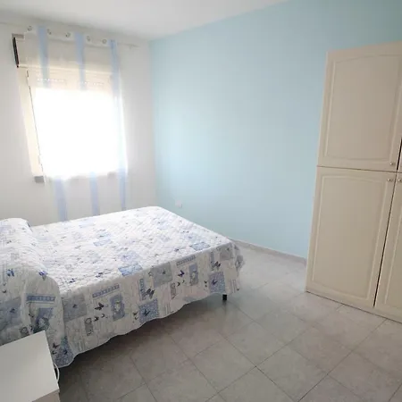 Rivabella D Apartment *